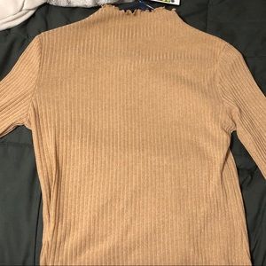 tan ruffled long sleeve top!